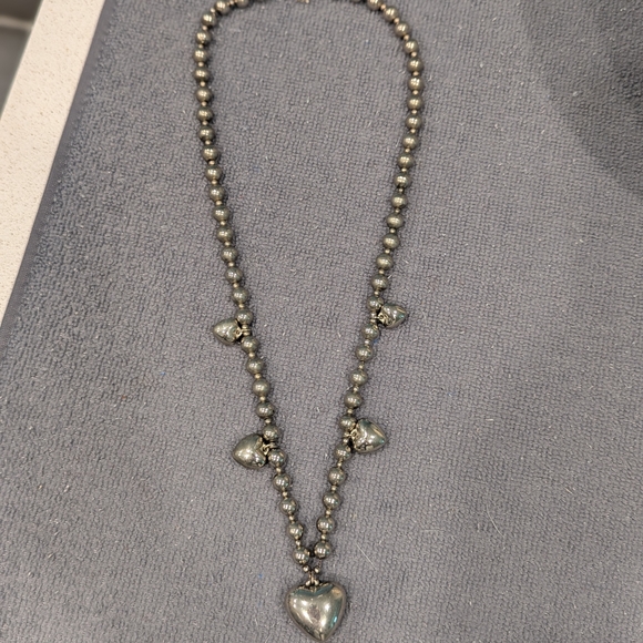 ✨ Vintage Sterling Silver Puffy Heart Necklace – 36.26g – Mid-Century Estate ✨ - Picture 2 of 8